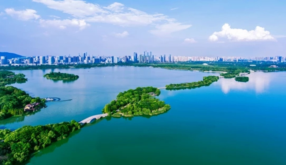 太湖流域望虞河西岸白米荡水生态修复树模工程